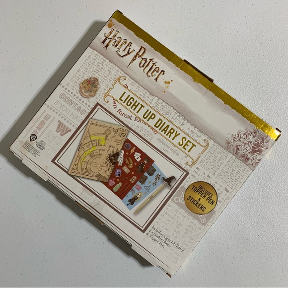 Harry Potter Wizarding World Light Up Diary Set-NIB - Picture 4 of 5